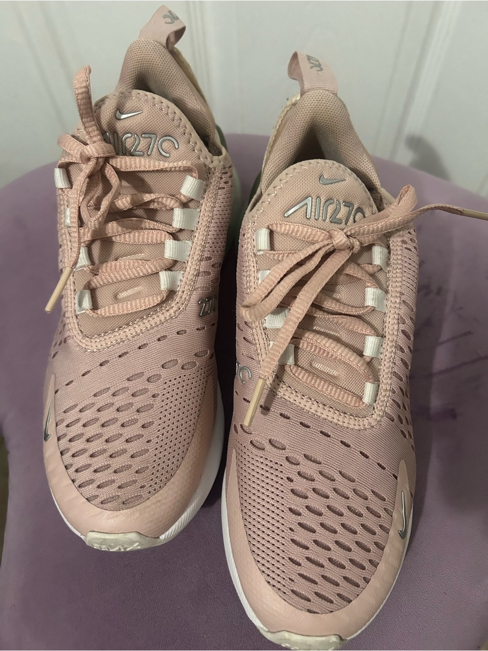 Nike Air270 Women's Running Sneakers - Blush Pink
